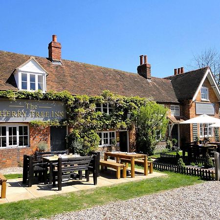The Cherry Tree Inn Henley-on-Thames Екстер'єр фото